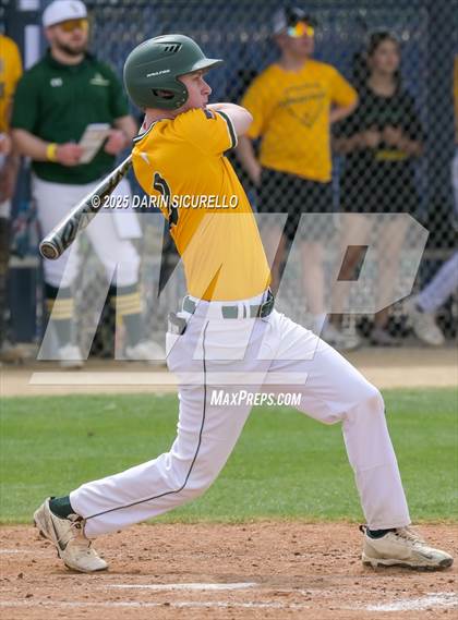 Thumbnail 1 in Glenbrook North vs. Redmond (Coach Bob Invitational) photogallery.