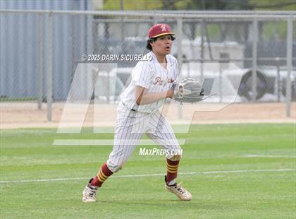 Thumbnail 2 in Glenbrook North vs. Redmond (Coach Bob Invitational) photogallery.