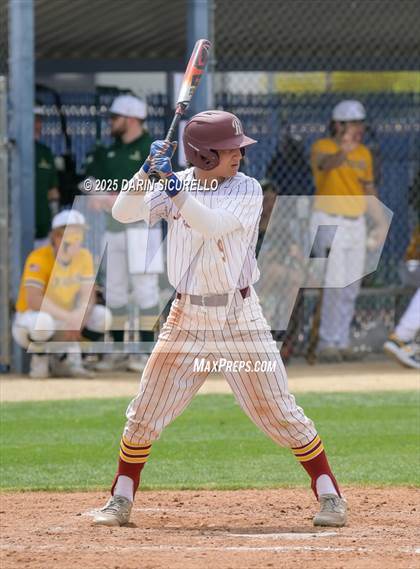 Thumbnail 3 in Glenbrook North vs. Redmond (Coach Bob Invitational) photogallery.