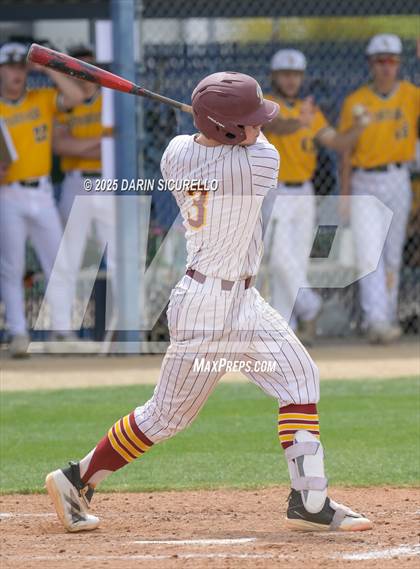 Thumbnail 3 in Glenbrook North vs. Redmond (Coach Bob Invitational) photogallery.