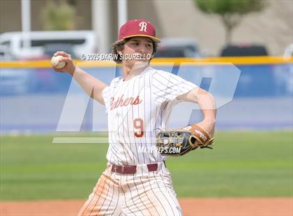 Thumbnail 2 in Glenbrook North vs. Redmond (Coach Bob Invitational) photogallery.