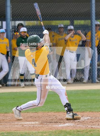 Thumbnail 2 in Glenbrook North vs. Redmond (Coach Bob Invitational) photogallery.