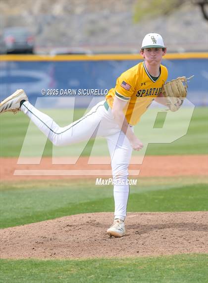 Thumbnail 2 in Glenbrook North vs. Redmond (Coach Bob Invitational) photogallery.