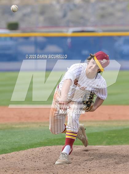 Thumbnail 3 in Glenbrook North vs. Redmond (Coach Bob Invitational) photogallery.
