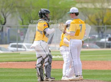 Thumbnail 1 in Glenbrook North vs. Redmond (Coach Bob Invitational) photogallery.
