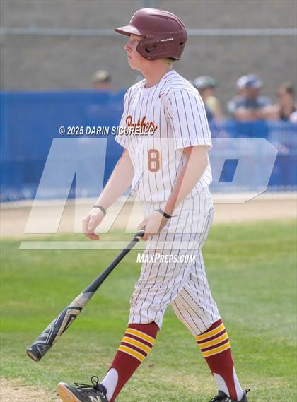 Thumbnail 1 in Glenbrook North vs. Redmond (Coach Bob Invitational) photogallery.