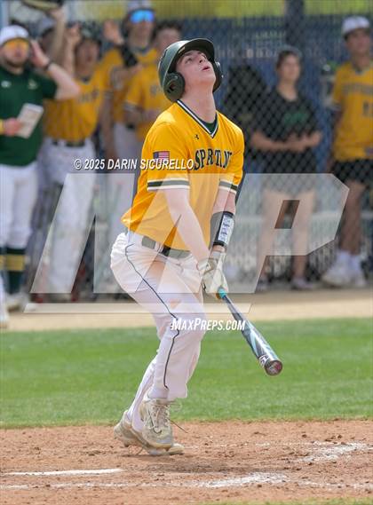 Thumbnail 1 in Glenbrook North vs. Redmond (Coach Bob Invitational) photogallery.