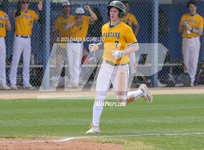 Thumbnail 1 in Glenbrook North vs. Redmond (Coach Bob Invitational) photogallery.