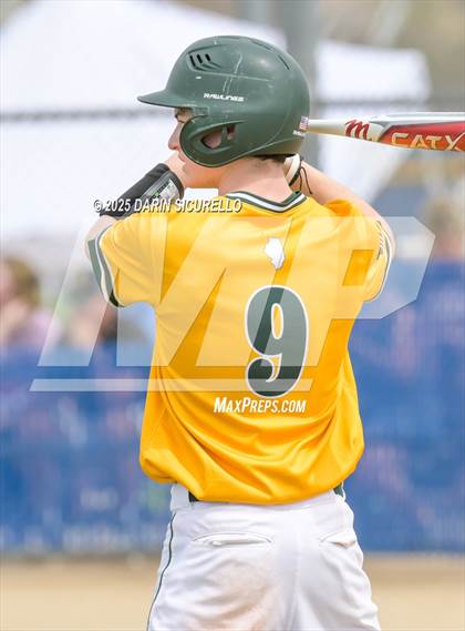 Thumbnail 3 in Glenbrook North vs. Redmond (Coach Bob Invitational) photogallery.