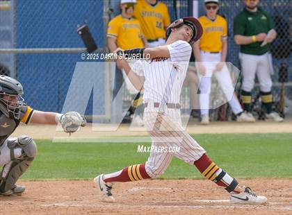 Thumbnail 1 in Glenbrook North vs. Redmond (Coach Bob Invitational) photogallery.
