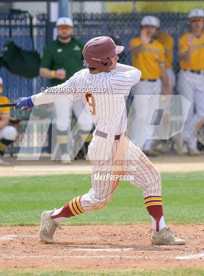 Thumbnail 2 in Glenbrook North vs. Redmond (Coach Bob Invitational) photogallery.