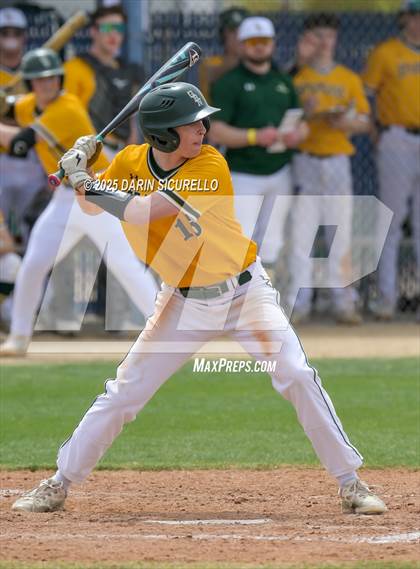 Thumbnail 3 in Glenbrook North vs. Redmond (Coach Bob Invitational) photogallery.