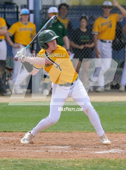 Thumbnail 3 in Glenbrook North vs. Redmond (Coach Bob Invitational) photogallery.