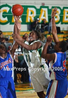 Thumbnail 2 in Leuzinger @ Long Beach Poly (Section Playoff) photogallery.