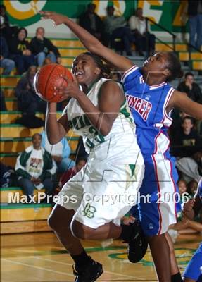 Thumbnail 1 in Leuzinger @ Long Beach Poly (Section Playoff) photogallery.