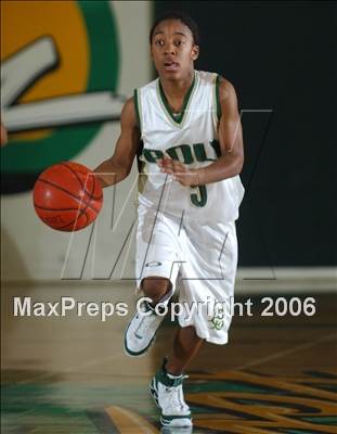 Thumbnail 2 in Leuzinger @ Long Beach Poly (Section Playoff) photogallery.