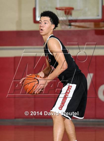 Thumbnail 3 in Sacramento Country Day vs. San Juan (Viking Classic) photogallery.