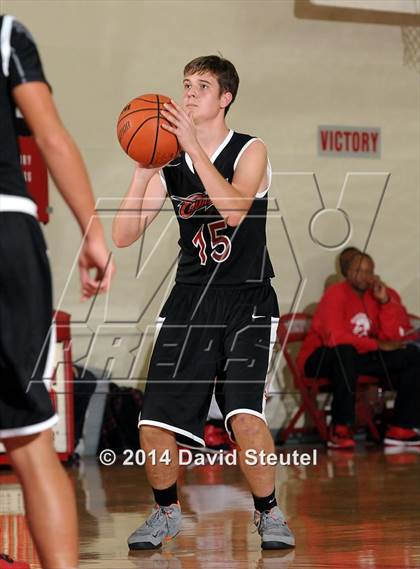 Thumbnail 3 in Sacramento Country Day vs. San Juan (Viking Classic) photogallery.