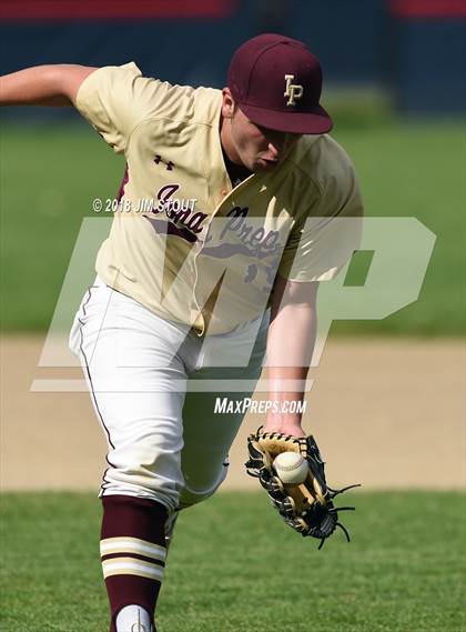 Thumbnail 3 in Regis vs. Iona Prep (CHSAA AA Winners Bracket Semifinal) photogallery.