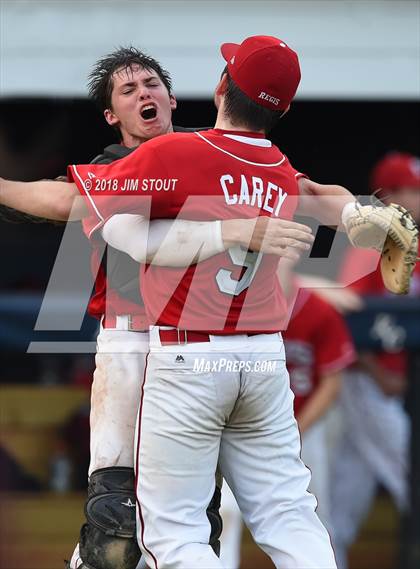 Thumbnail 1 in Regis vs. Iona Prep (CHSAA AA Winners Bracket Semifinal) photogallery.