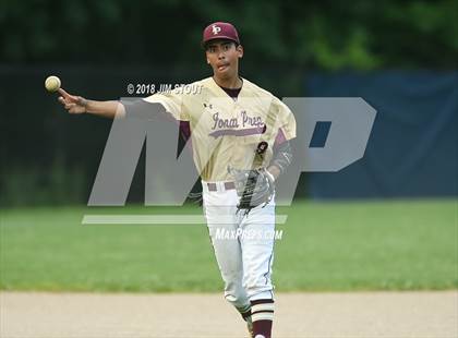 Thumbnail 2 in Regis vs. Iona Prep (CHSAA AA Winners Bracket Semifinal) photogallery.