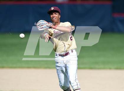 Thumbnail 1 in Regis vs. Iona Prep (CHSAA AA Winners Bracket Semifinal) photogallery.