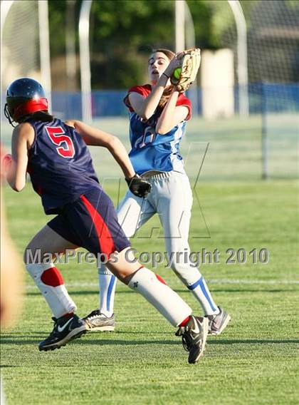 Thumbnail 3 in John Paul ll vs Trinity Christian photogallery.