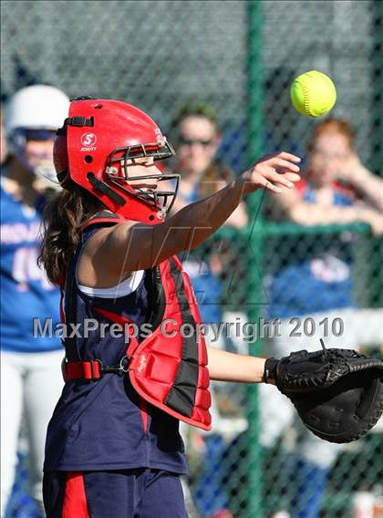 Thumbnail 3 in John Paul ll vs Trinity Christian photogallery.
