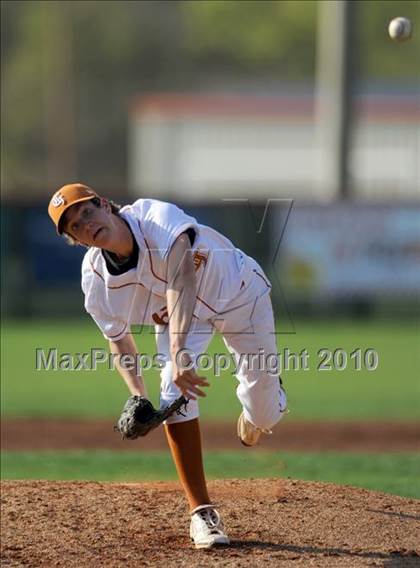 Thumbnail 3 in Austin @ Grissom photogallery.