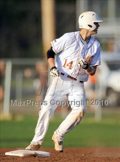 Thumbnail 2 in Austin @ Grissom photogallery.