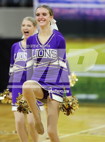 Thumbnail 3 in Littleton CHSAA Spirit Poms photogallery.
