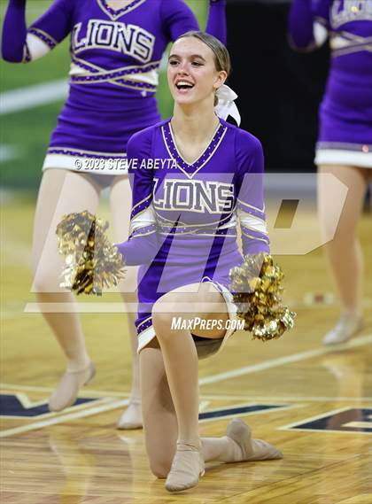 Thumbnail 1 in Littleton CHSAA Spirit Poms photogallery.