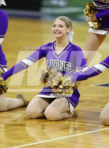 Thumbnail 1 in Littleton CHSAA Spirit Poms photogallery.