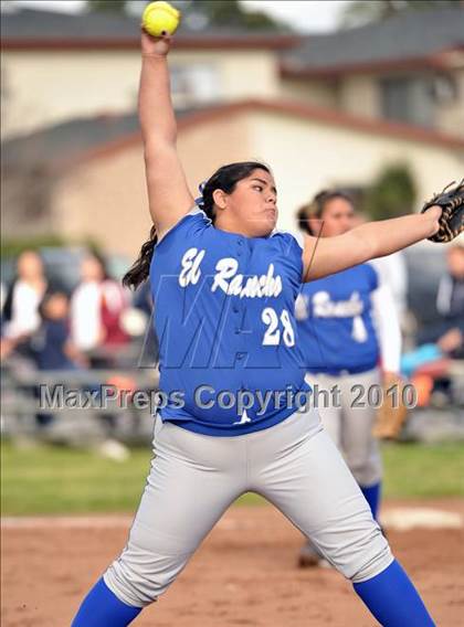 Thumbnail 2 in El Rancho @ Cantwell-Sacred Heart photogallery.