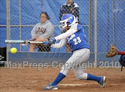 Thumbnail 3 in El Rancho @ Cantwell-Sacred Heart photogallery.