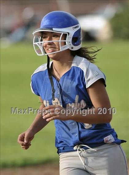 Thumbnail 3 in El Rancho @ Cantwell-Sacred Heart photogallery.