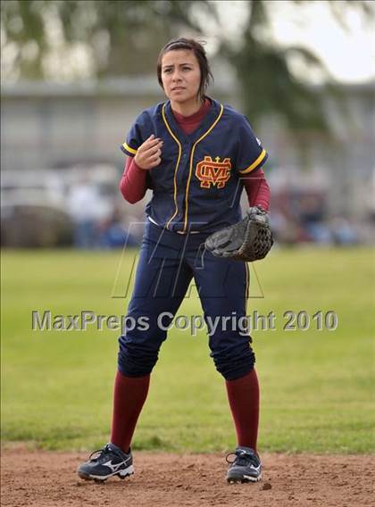 Thumbnail 1 in El Rancho @ Cantwell-Sacred Heart photogallery.