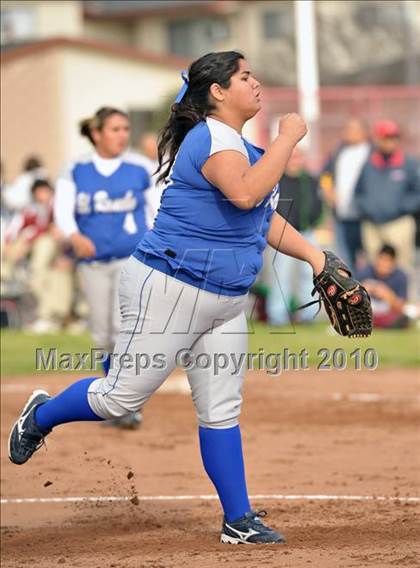Thumbnail 3 in El Rancho @ Cantwell-Sacred Heart photogallery.
