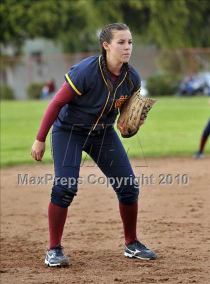 Thumbnail 1 in El Rancho @ Cantwell-Sacred Heart photogallery.