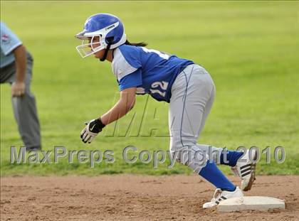 Thumbnail 3 in El Rancho @ Cantwell-Sacred Heart photogallery.