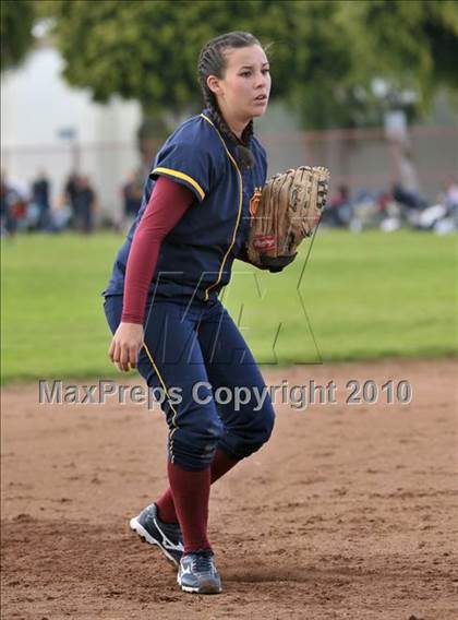 Thumbnail 2 in El Rancho @ Cantwell-Sacred Heart photogallery.