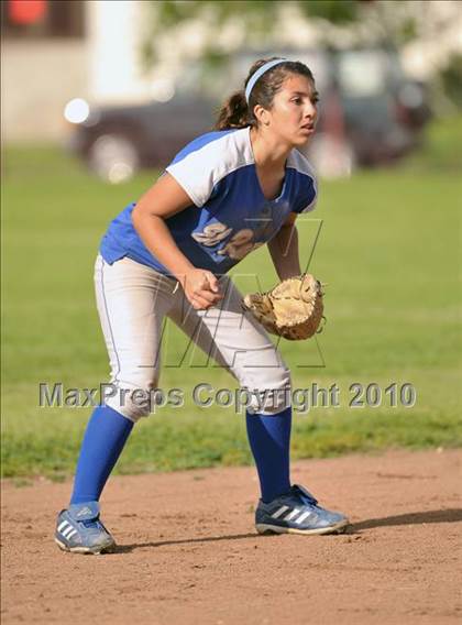 Thumbnail 2 in El Rancho @ Cantwell-Sacred Heart photogallery.