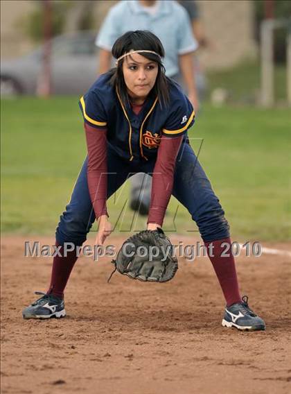 Thumbnail 1 in El Rancho @ Cantwell-Sacred Heart photogallery.
