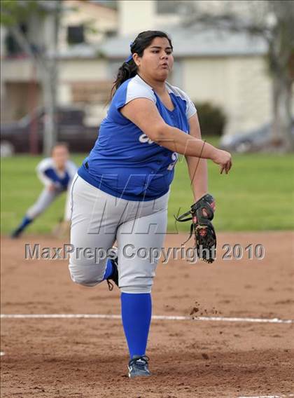 Thumbnail 3 in El Rancho @ Cantwell-Sacred Heart photogallery.