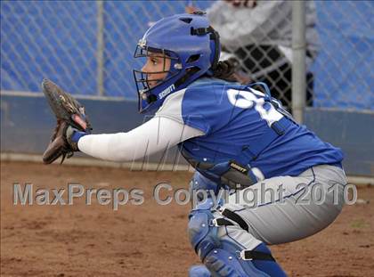 Thumbnail 3 in El Rancho @ Cantwell-Sacred Heart photogallery.