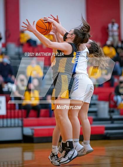Thumbnail 3 in Princeton vs. Murphy (NCHSAA 1A Final) (1 of 2 - the game) photogallery.