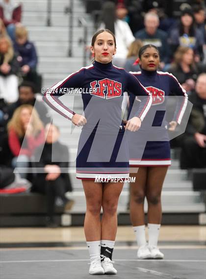 Thumbnail 2 in Utica Eisenhower vs. Franklin (MHSAA Districts) photogallery.