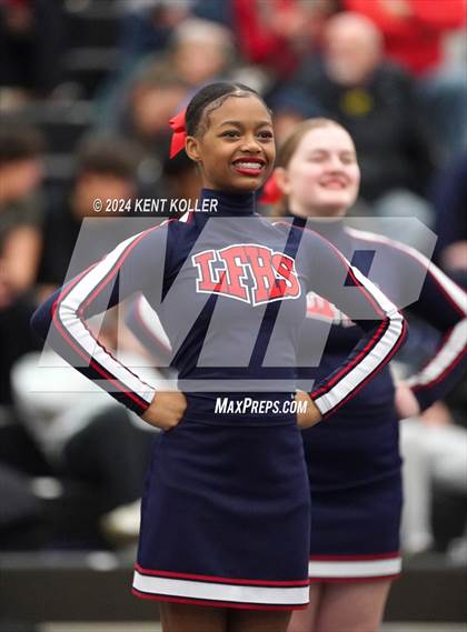 Thumbnail 3 in Utica Eisenhower vs. Franklin (MHSAA Districts) photogallery.