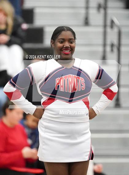Thumbnail 3 in Utica Eisenhower vs. Franklin (MHSAA Districts) photogallery.