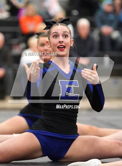 Thumbnail 2 in Utica Eisenhower vs. Franklin (MHSAA Districts) photogallery.